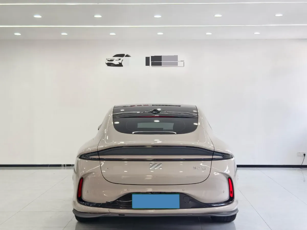 2025 IM L6 BEV,autocango,china used car exporter,china ev exporter,chinese used car exporter,chinese used ev exporter