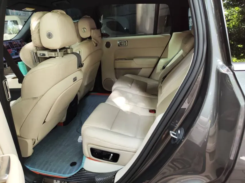 2023 Li L7 Range Extended 154HP REEV 40.9KWH,autocango,china used car exporter,china ev exporter,chinese used car exporter,chinese used ev exporter