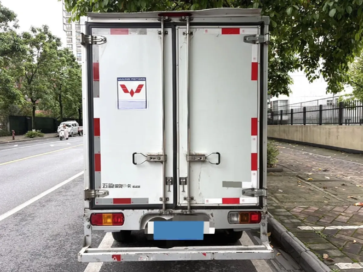 2022 WuLing RongGuang Mini Truck 1.5L 99HP L4 5MT,autocango,china used car exporter,china ev exporter,chinese used car exporter,chinese used ev exporter