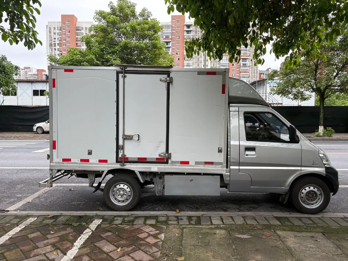 2022 WuLing RongGuang Mini Truck 1.5L 99HP L4 5MT,autocango,china used car exporter,china ev exporter,chinese used car exporter,chinese used ev exporter