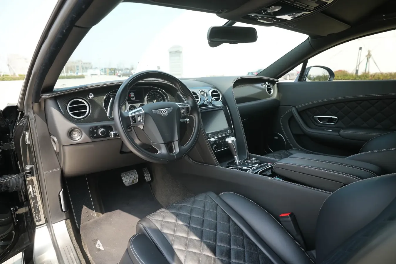 2017 Bentley Continental 4.0T 507HP V8 8AT,autocango,china used car exporter,china ev exporter,chinese used car exporter,chinese used ev exporter