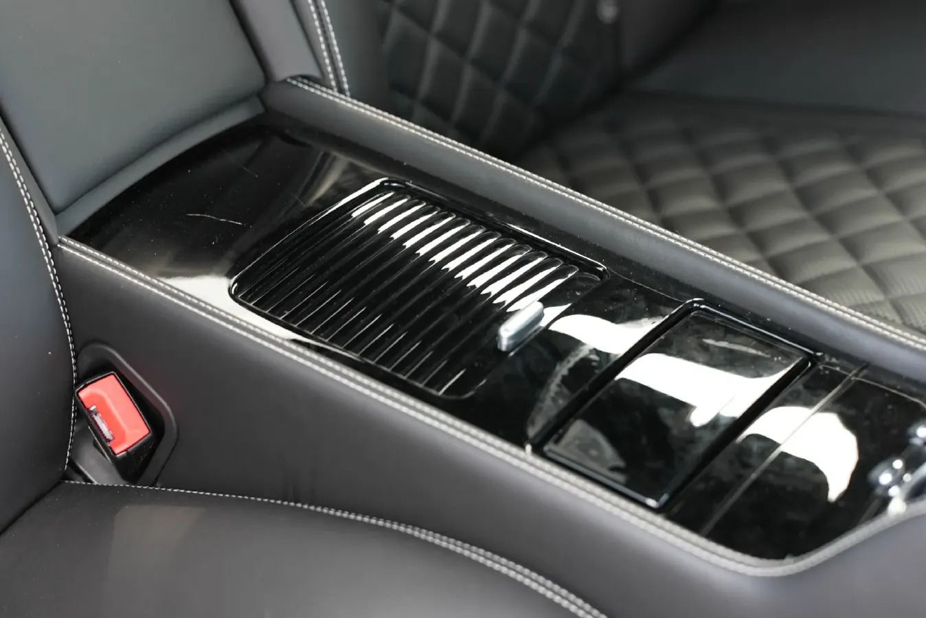 2017 Bentley Continental 4.0T 507HP V8 8AT,autocango,china used car exporter,china ev exporter,chinese used car exporter,chinese used ev exporter