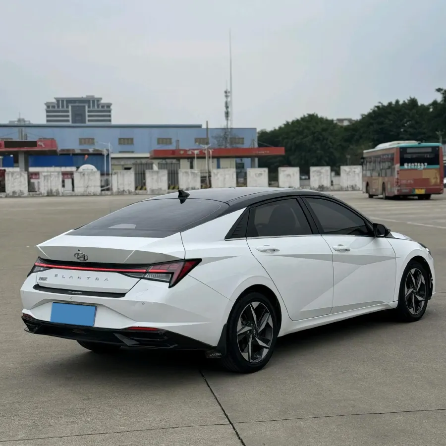2021 Hyundai Elantra 1.5L 115HP L4 CVT,autocango,china used car exporter,china ev exporter,chinese used car exporter,chinese used ev exporter