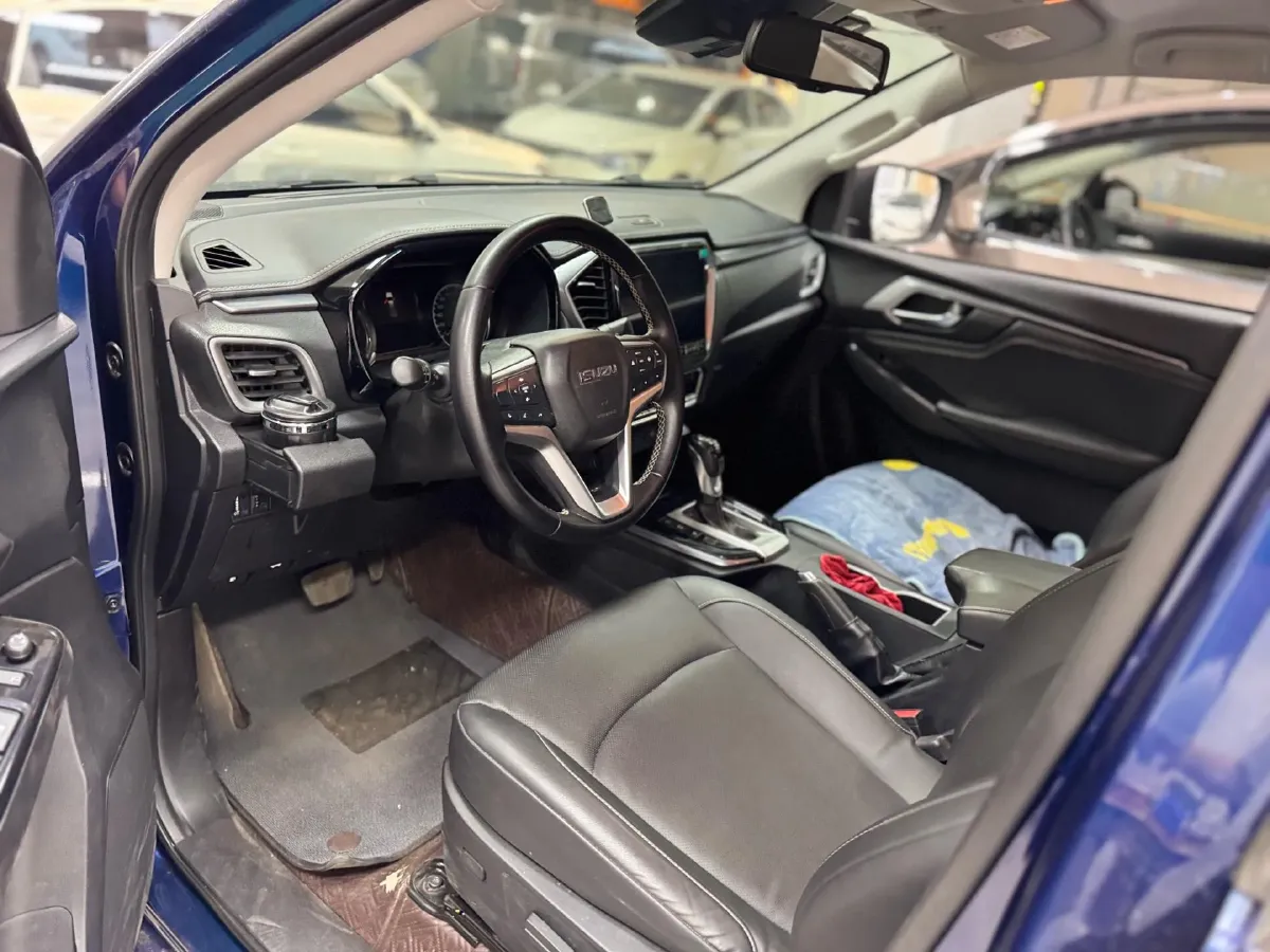 2021 Isuzu D-MAX 1.9T 163HP L4 6AT,autocango,china used car exporter,china ev exporter,chinese used car exporter,chinese used ev exporter