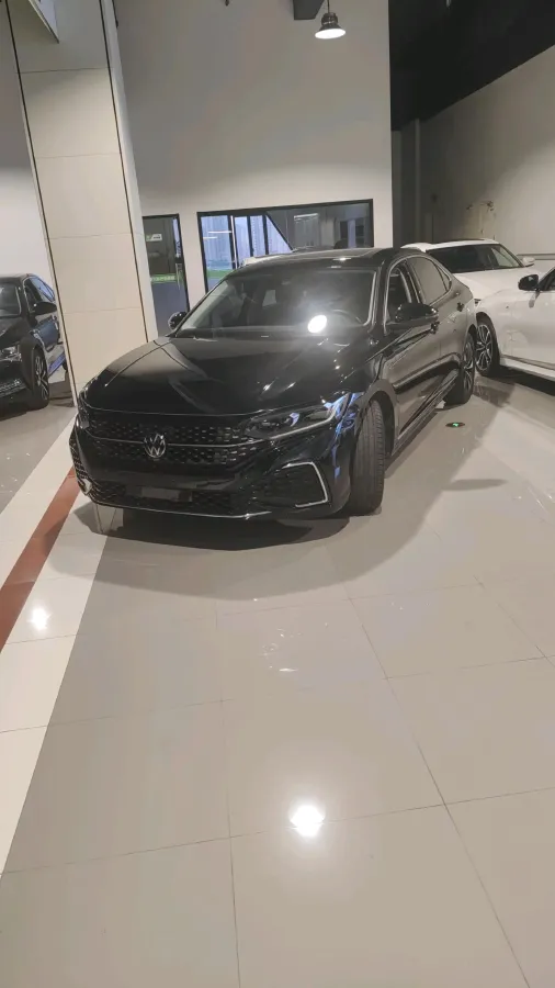 2023 Volkswagen Passat 1.4T 150HP L4 7DCT,autocango,china used car exporter,china ev exporter,chinese used car exporter,chinese used ev exporter