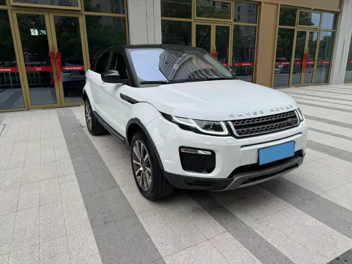 2017 Land Rover Range Rover Evoque 2.0T 241HP L4 9AT,autocango,china used car exporter,china ev exporter,chinese used car exporter,chinese used ev exporter
