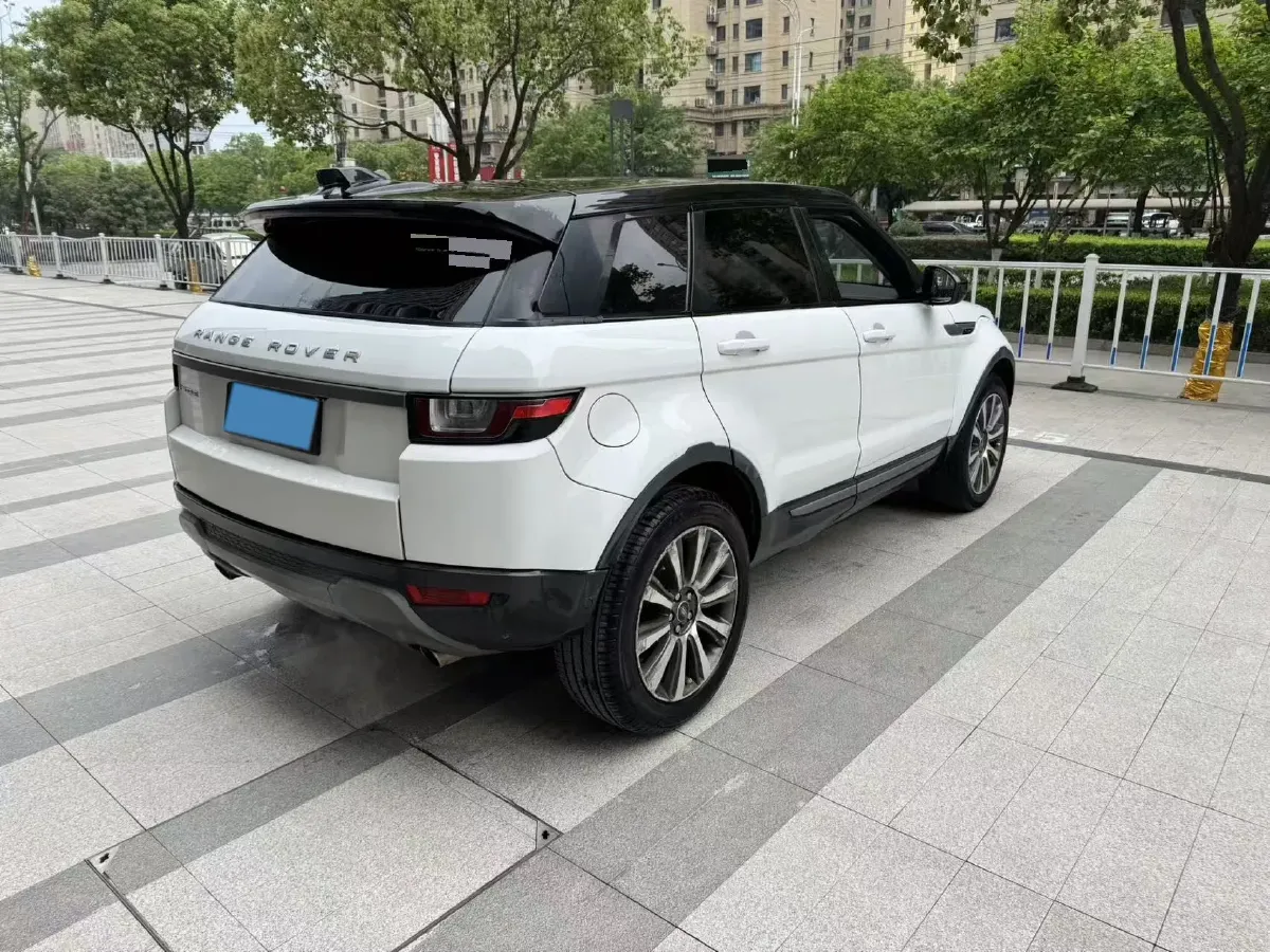 2017 Land Rover Range Rover Evoque 2.0T 241HP L4 9AT,autocango,china used car exporter,china ev exporter,chinese used car exporter,chinese used ev exporter