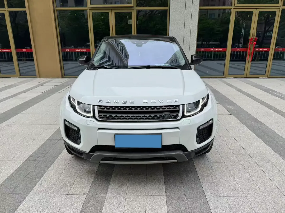2017 Land Rover Range Rover Evoque 2.0T 241HP L4 9AT,autocango,china used car exporter,china ev exporter,chinese used car exporter,chinese used ev exporter
