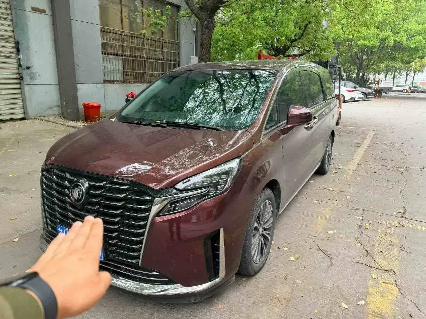 2023 Buick GL8 2.0T 237HP L4 9AT,autocango,china used car exporter,china ev exporter,chinese used car exporter,chinese used ev exporter