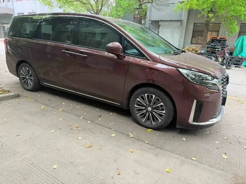 2023 Buick GL8 2.0T 237HP L4 9AT,autocango,china used car exporter,china ev exporter,chinese used car exporter,chinese used ev exporter