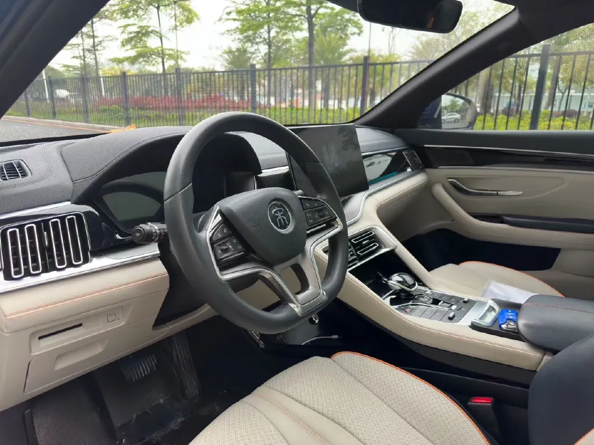 2022 Hyundai Tucson 2.0L 150HP L4 6AT Hybrid,autocango,china used car exporter,china ev exporter,chinese used car exporter,chinese used ev exporter