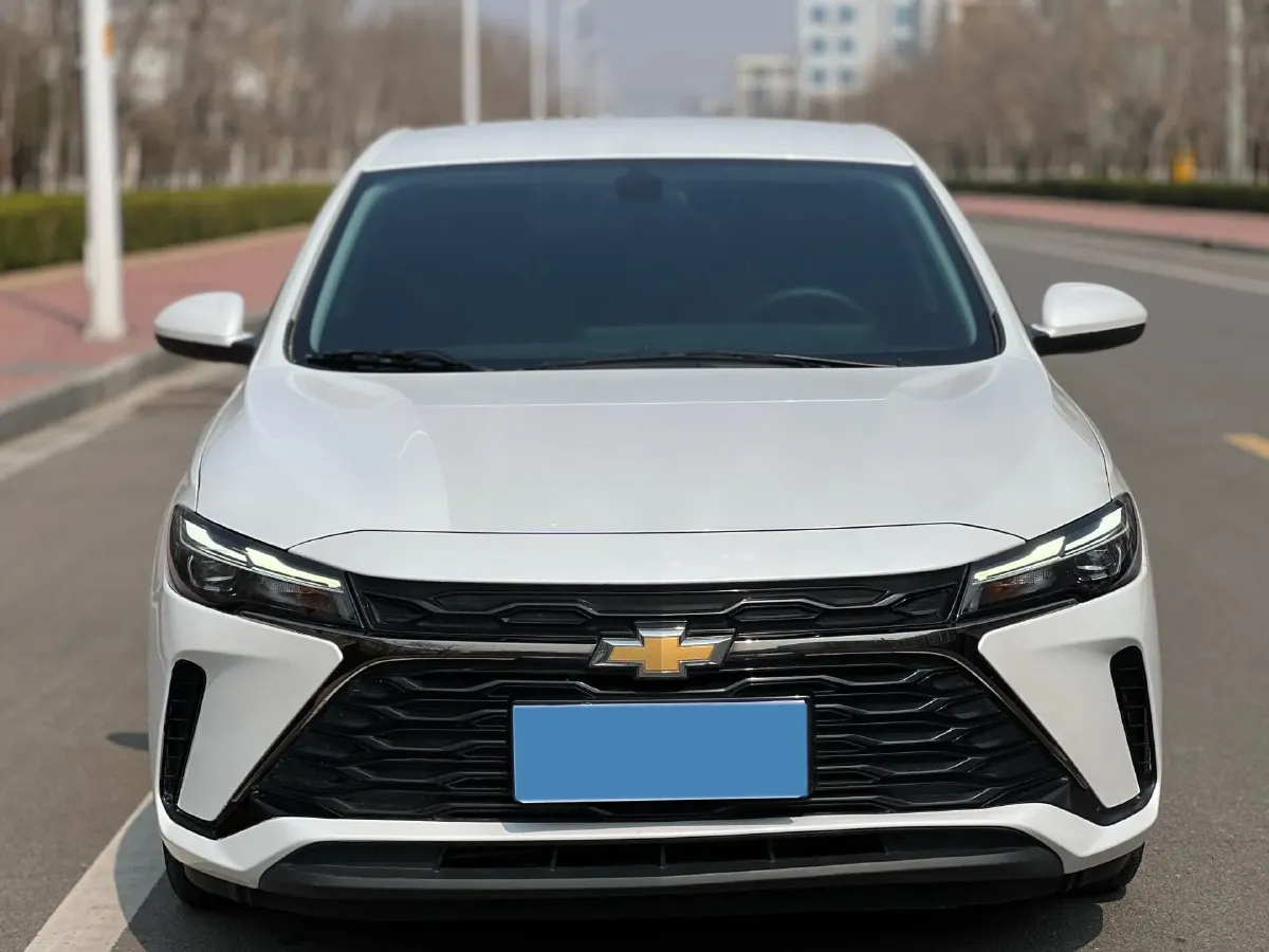 2023 Chevrolet Monza 1.5L 113HP L4 6DCT,autocango,china used car exporter,china ev exporter,chinese used car exporter,chinese used ev exporter