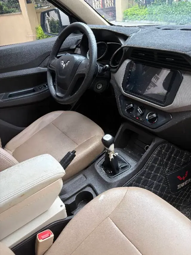 2019 WuLing HongGuang 1.5L 99HP L4 6MT,autocango,china used car exporter,china ev exporter,chinese used car exporter,chinese used ev exporter