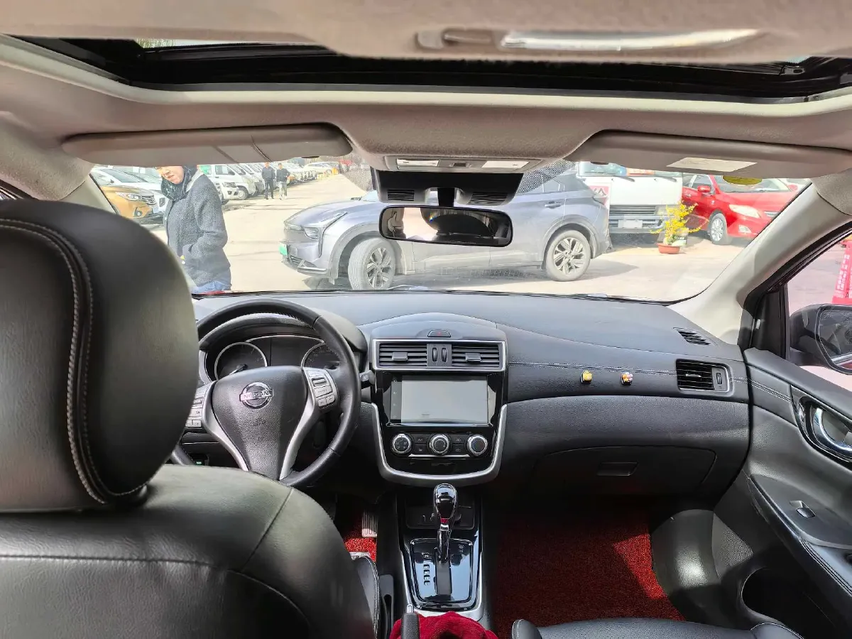 2021 Nissan Tiida 1.6L 122HP L4 CVT,autocango,china used car exporter,china ev exporter,chinese used car exporter,chinese used ev exporter