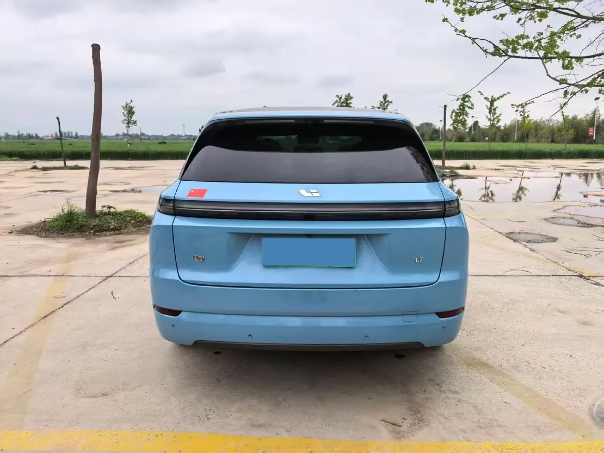 2024 Li L8 Range Extended 154HP REEV 42.8KWH,autocango,china used car exporter,china ev exporter,chinese used car exporter,chinese used ev exporter