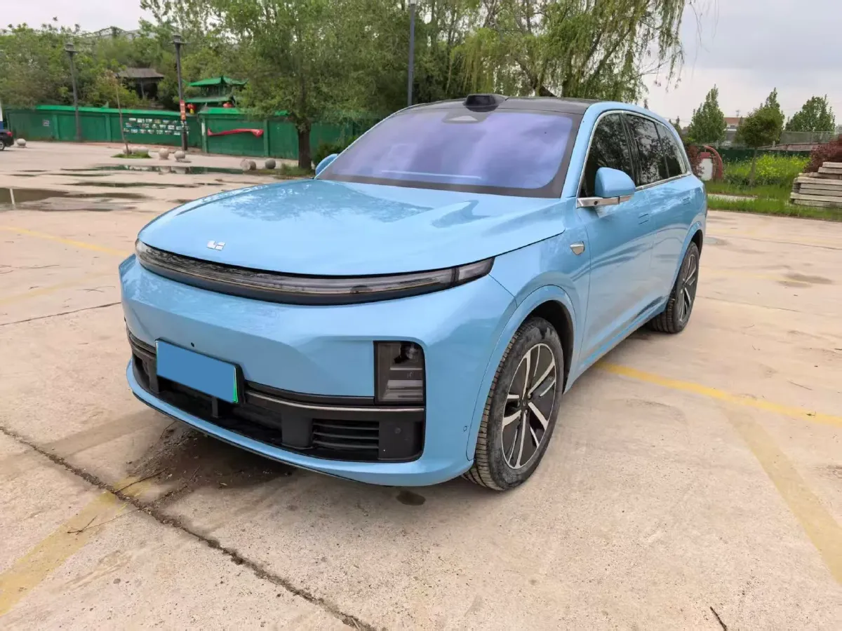 2024 Li L8 Range Extended 154HP REEV 42.8KWH,autocango,china used car exporter,china ev exporter,chinese used car exporter,chinese used ev exporter