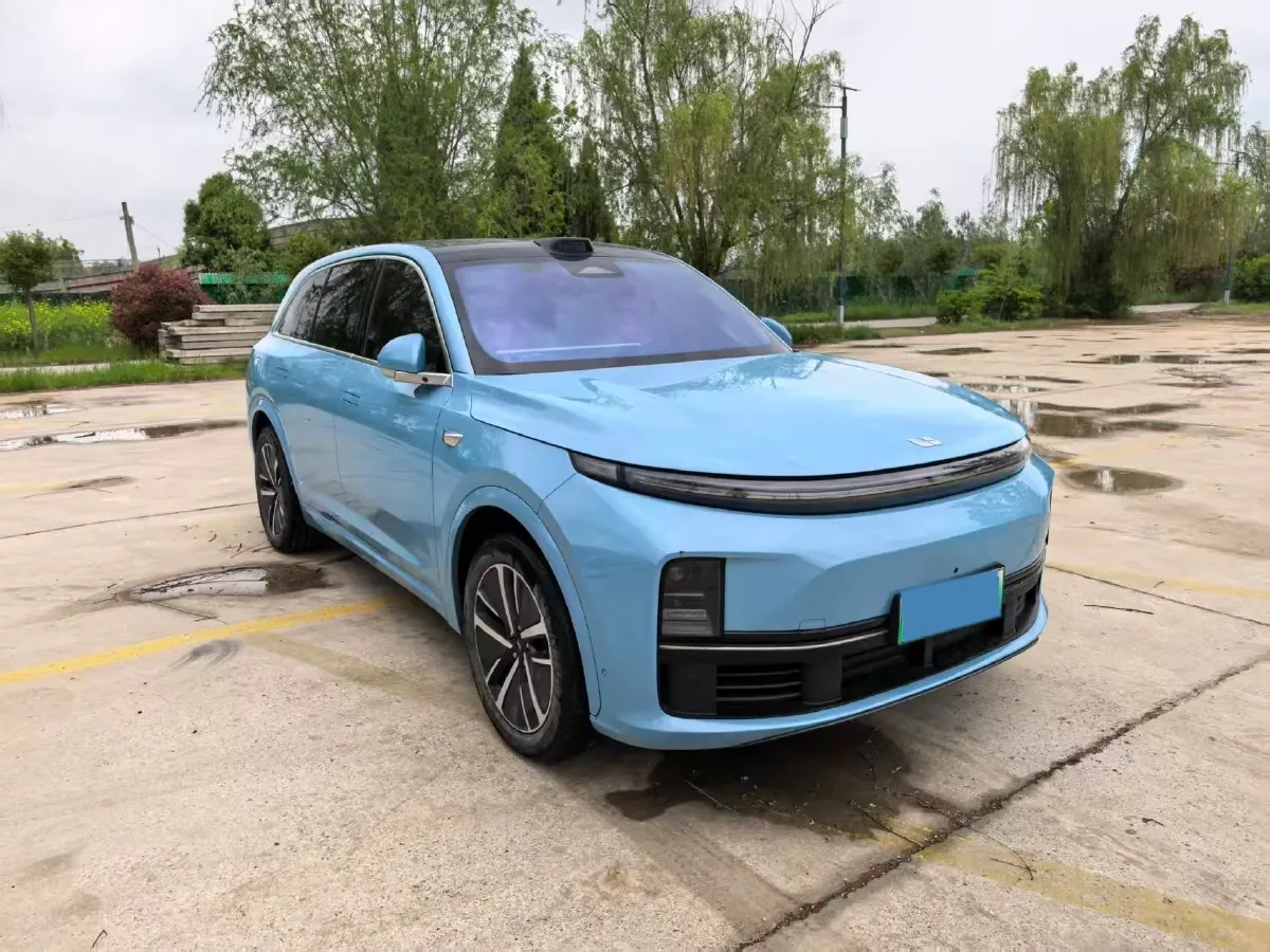 2024 Li L8 Range Extended 154HP REEV 42.8KWH,autocango,china used car exporter,china ev exporter,chinese used car exporter,chinese used ev exporter
