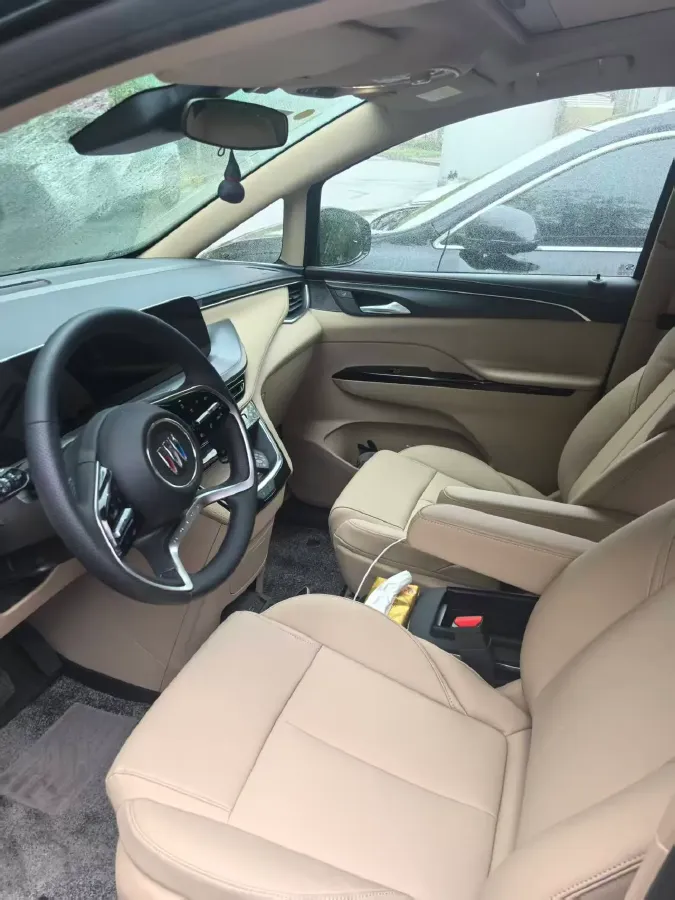 2025 Buick GL8 2.0T 237HP L4 9AT,autocango,china used car exporter,china ev exporter,chinese used car exporter,chinese used ev exporter