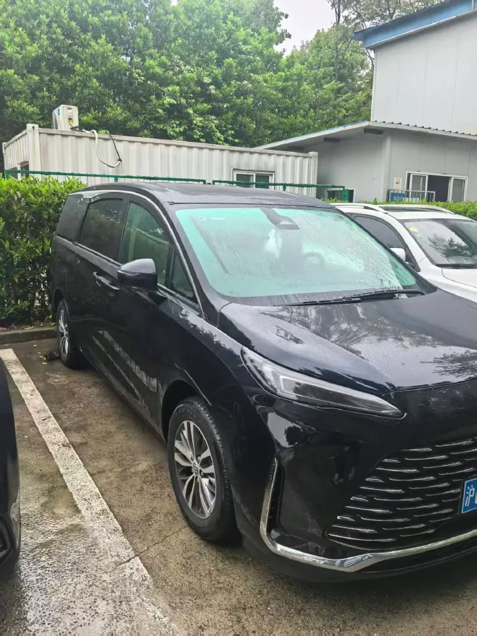 2025 Buick GL8 2.0T 237HP L4 9AT,autocango,china used car exporter,china ev exporter,chinese used car exporter,chinese used ev exporter