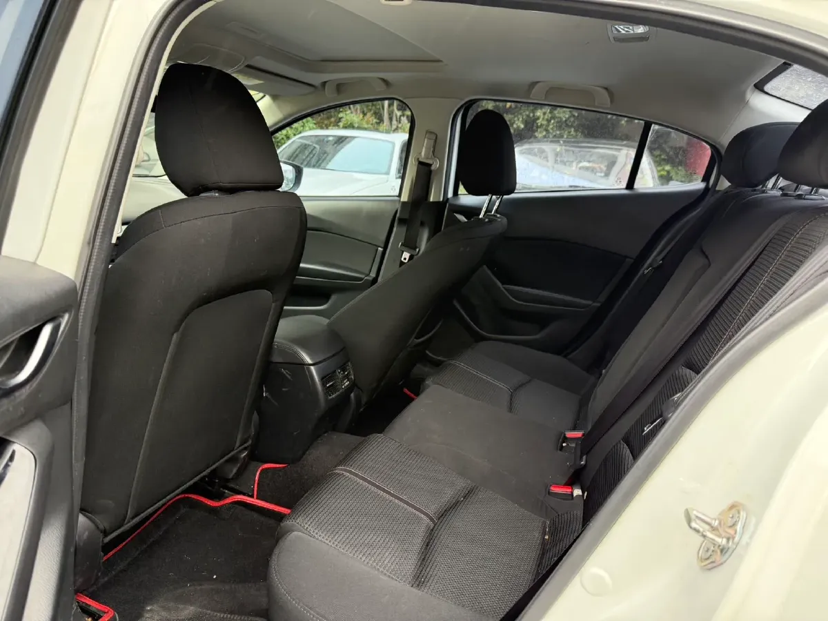 2017 Mazda 3 Axela 1.5L 117HP L4 6AT,autocango,china used car exporter,china ev exporter,chinese used car exporter,chinese used ev exporter