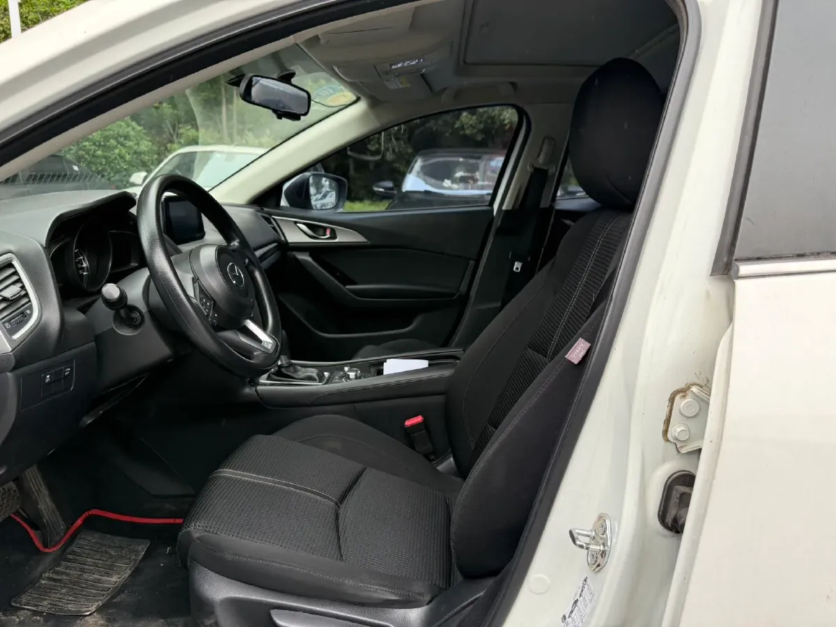2017 Mazda 3 Axela 1.5L 117HP L4 6AT,autocango,china used car exporter,china ev exporter,chinese used car exporter,chinese used ev exporter