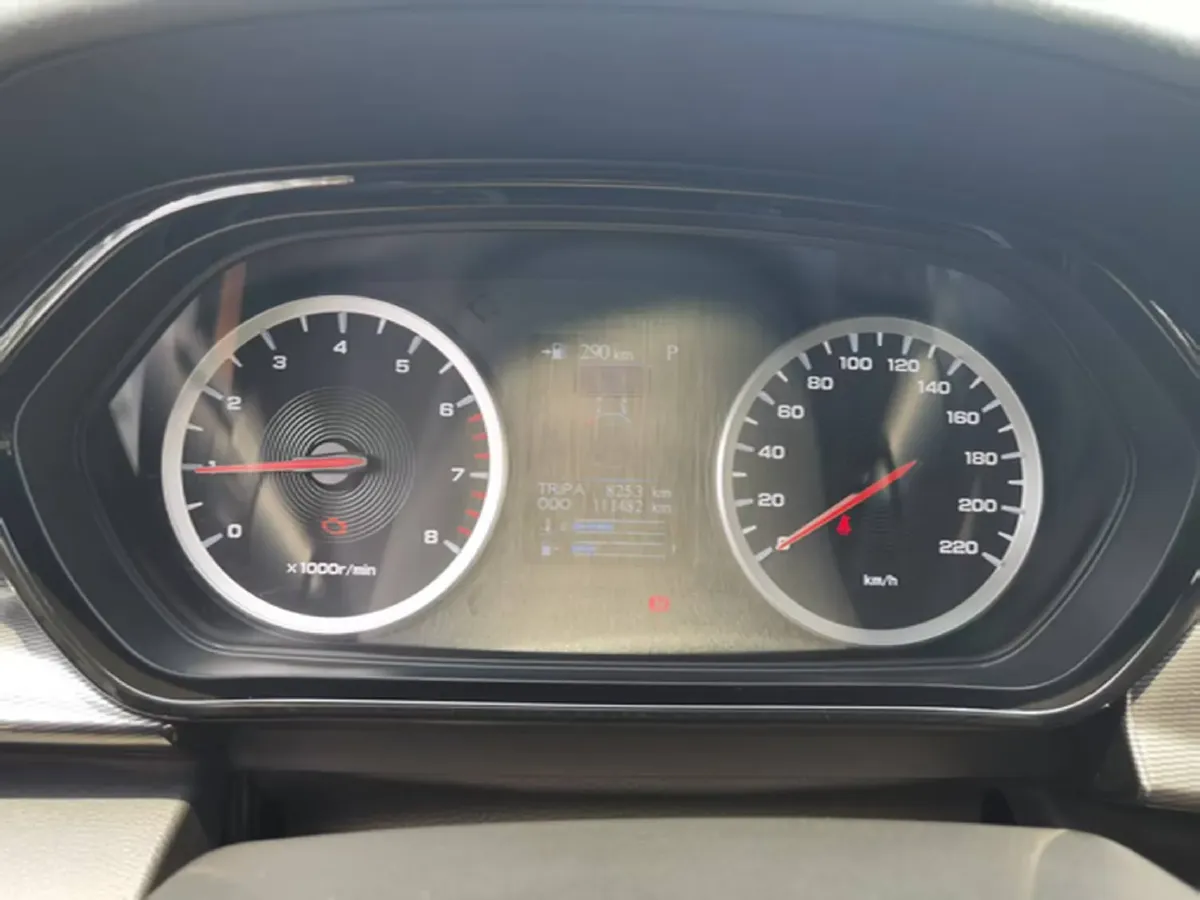 2019 HaiMa 8S 1.6T 195HP L4 6AT,autocango,china used car exporter,china ev exporter,chinese used car exporter,chinese used ev exporter