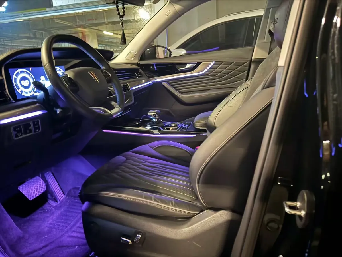 2022 HongQi HS5 2.0T 224HP L4 6AT,autocango,china used car exporter,china ev exporter,chinese used car exporter,chinese used ev exporter