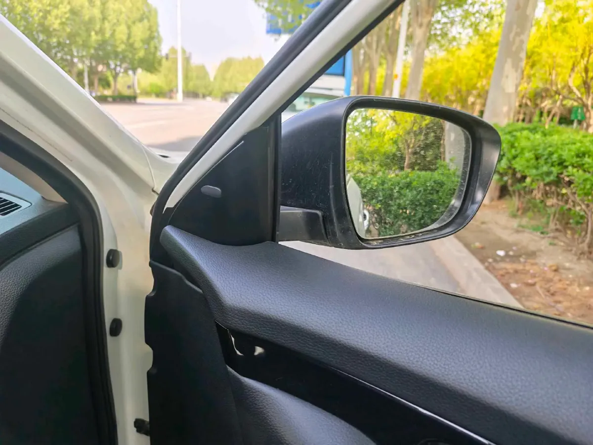 2021 Nissan X-Trail 2.0L 151HP L4 CVT,autocango,china used car exporter,china ev exporter,chinese used car exporter,chinese used ev exporter