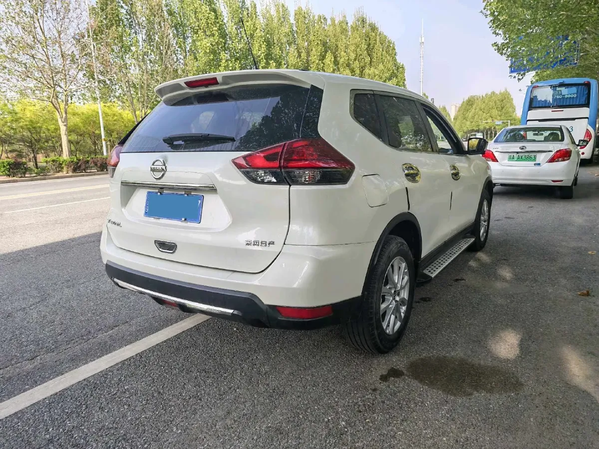 2021 Nissan X-Trail 2.0L 151HP L4 CVT,autocango,china used car exporter,china ev exporter,chinese used car exporter,chinese used ev exporter