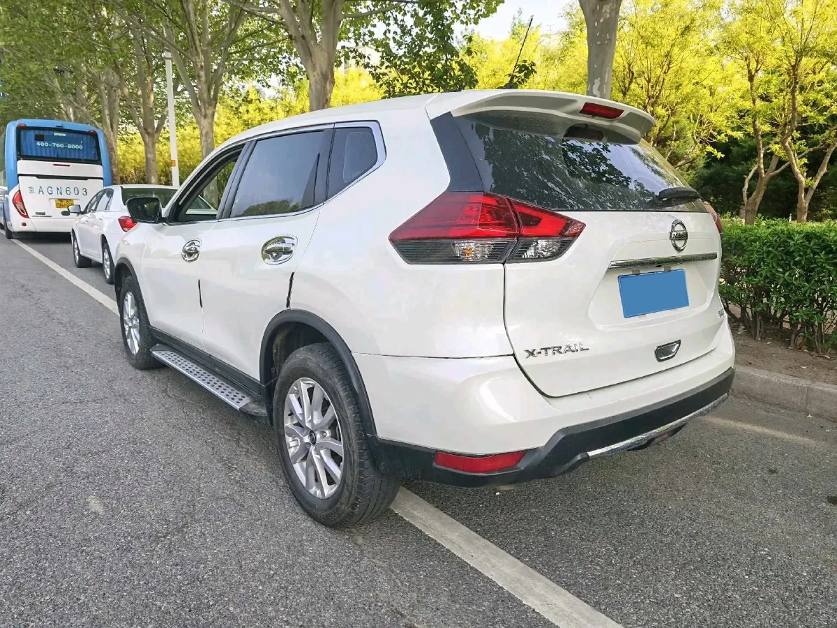 2021 Nissan X-Trail 2.0L 151HP L4 CVT,autocango,china used car exporter,china ev exporter,chinese used car exporter,chinese used ev exporter