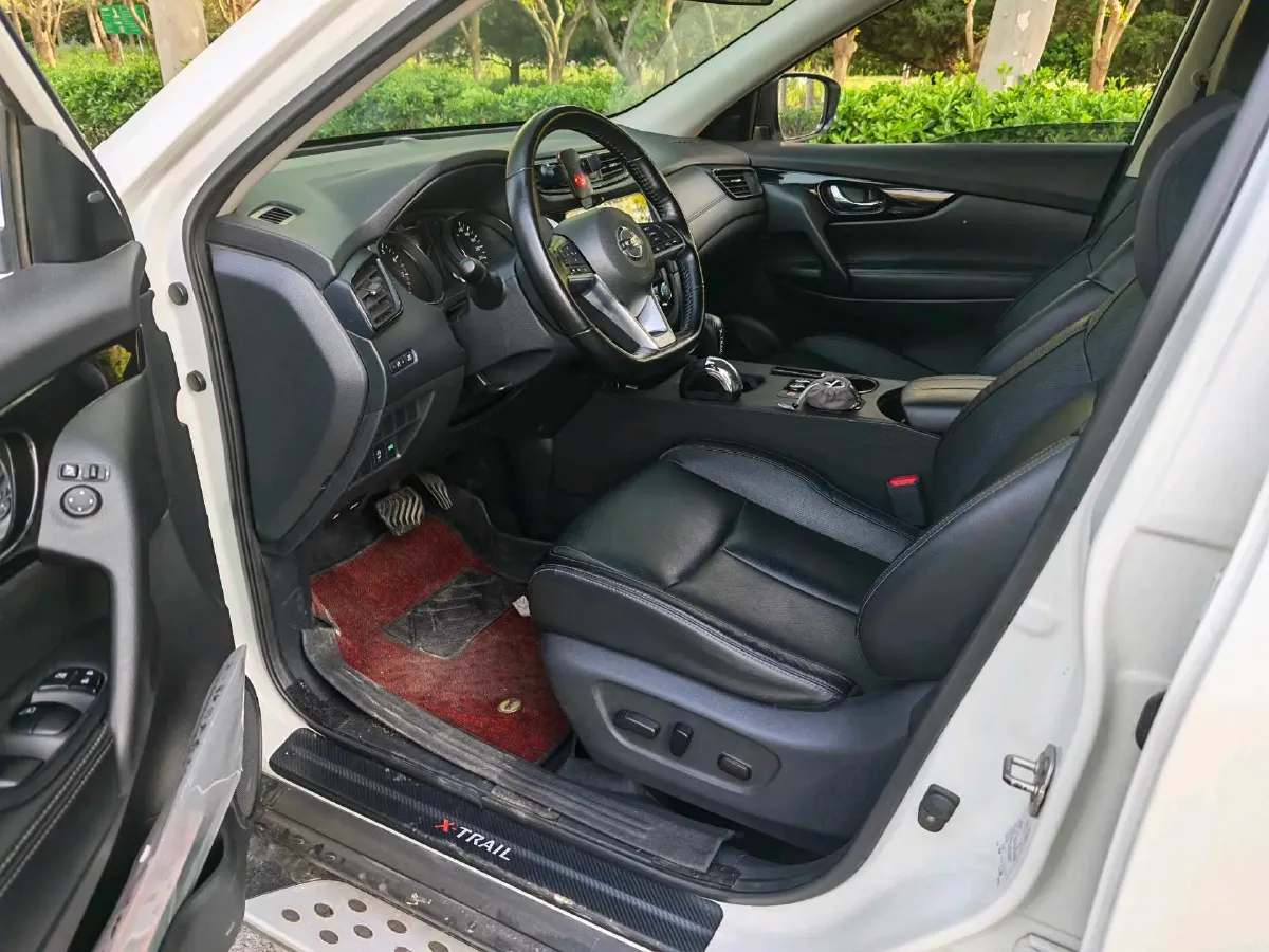 2021 Nissan X-Trail 2.0L 151HP L4 CVT,autocango,china used car exporter,china ev exporter,chinese used car exporter,chinese used ev exporter
