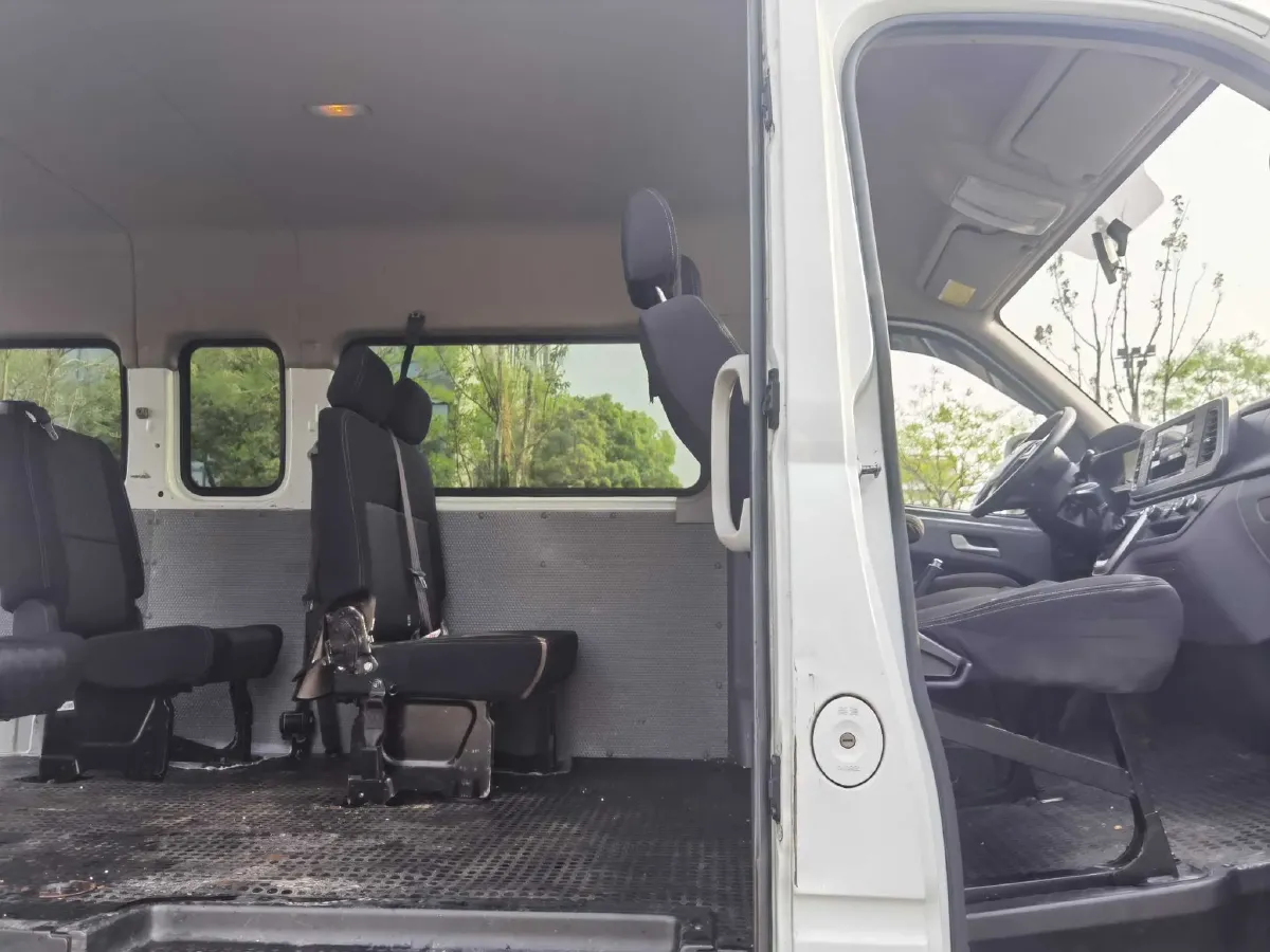 2021 MAXUS T70 2.0T 214HP L4 6MT,autocango,china used car exporter,china ev exporter,chinese used car exporter,chinese used ev exporter