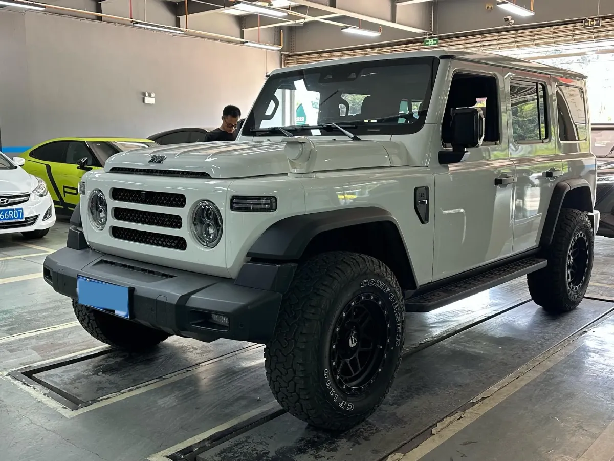 2024 212 212 T01 2.0T 252HP L4 8AT,autocango,china used car exporter,china ev exporter,chinese used car exporter,chinese used ev exporter