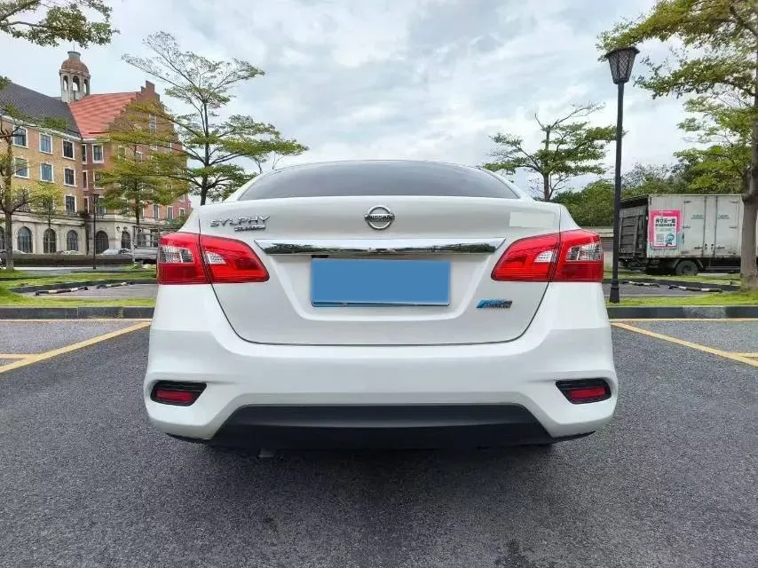 2021 Nissan Sylphy 1.6L 122HP L4 CVT,autocango,china used car exporter,china ev exporter,chinese used car exporter,chinese used ev exporter