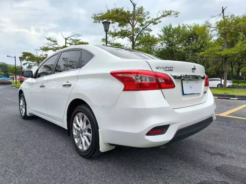 2021 Nissan Sylphy 1.6L 122HP L4 CVT,autocango,china used car exporter,china ev exporter,chinese used car exporter,chinese used ev exporter