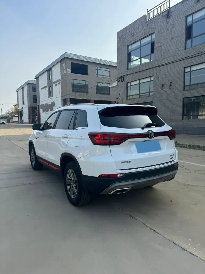 2021 ChangAn CS75 1.5T 178HP L4 7DCT,autocango,china used car exporter,china ev exporter,chinese used car exporter,chinese used ev exporter