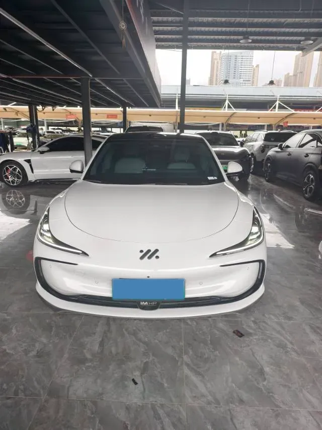 2024 IM L6 BEV 75KWH,autocango,china used car exporter,china ev exporter,chinese used car exporter,chinese used ev exporter