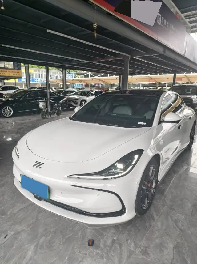 2024 IM L6 BEV 75KWH,autocango,china used car exporter,china ev exporter,chinese used car exporter,chinese used ev exporter