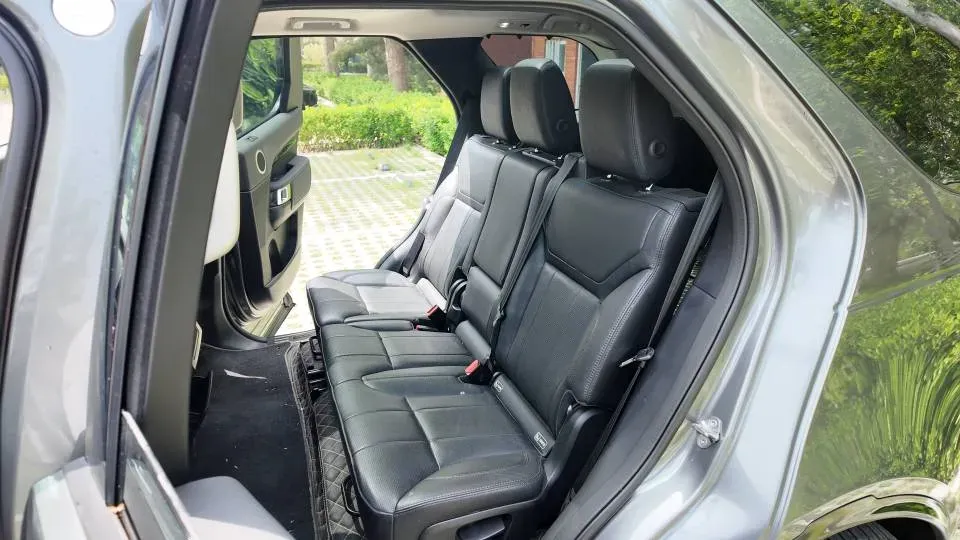 2018 Land Rover Discovery 3.0T 340HP V6 8AT,autocango,china used car exporter,china ev exporter,chinese used car exporter,chinese used ev exporter