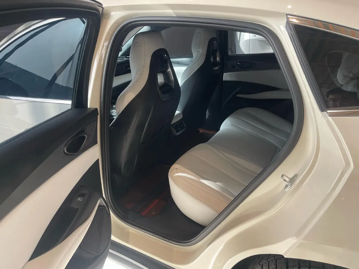 2024 BYD Seal 06 1.5L 101HP L4 E-CVT PHEV 15.87KWH,autocango,china used car exporter,china ev exporter,chinese used car exporter,chinese used ev exporter