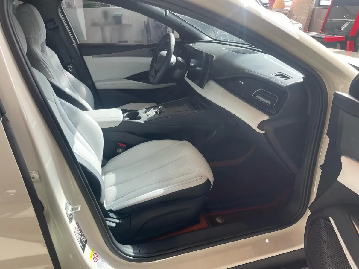 2024 BYD Seal 06 1.5L 101HP L4 E-CVT PHEV 15.87KWH,autocango,china used car exporter,china ev exporter,chinese used car exporter,chinese used ev exporter