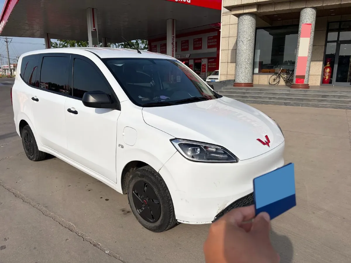 2024 WuLing HongGuang New Energy BEV 32.6KWH,autocango,china used car exporter,china ev exporter,chinese used car exporter,chinese used ev exporter