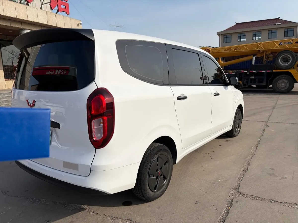 2024 WuLing HongGuang New Energy BEV 32.6KWH,autocango,china used car exporter,china ev exporter,chinese used car exporter,chinese used ev exporter