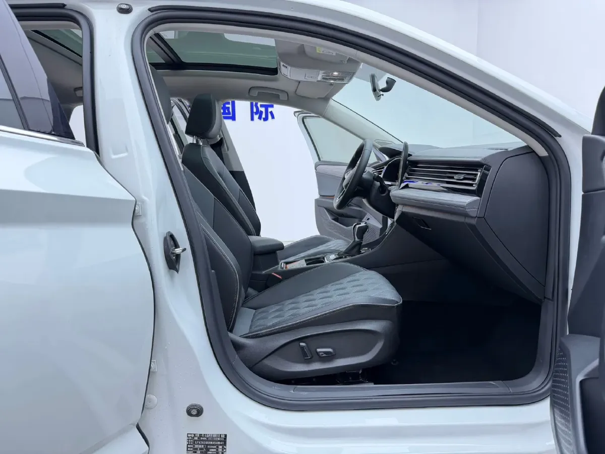 2023 Volkswagen Sagitar 1.4T 150HP L4 7DCT,autocango,china used car exporter,china ev exporter,chinese used car exporter,chinese used ev exporter