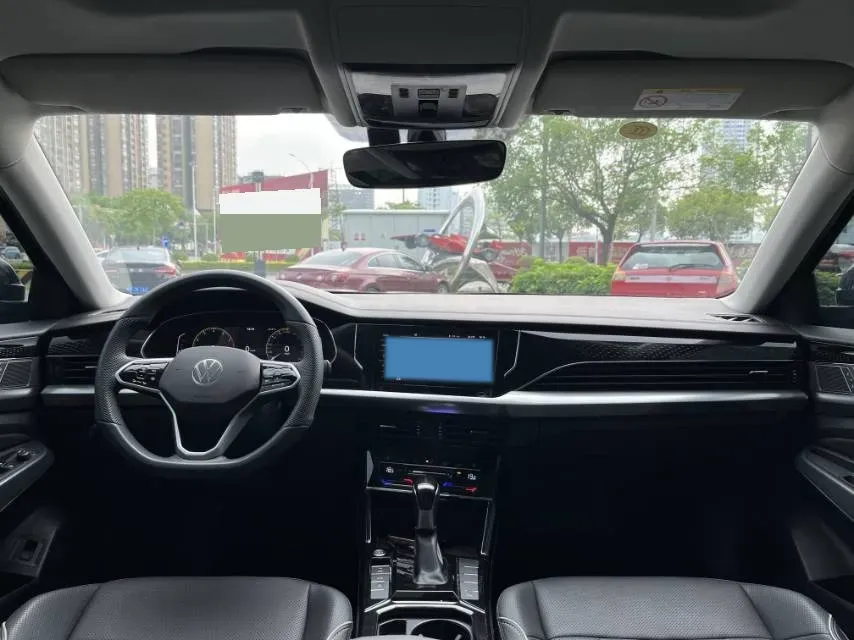 2024 Volkswagen Passat 2.0T 220HP L4 7DCT,autocango,china used car exporter,china ev exporter,chinese used car exporter,chinese used ev exporter