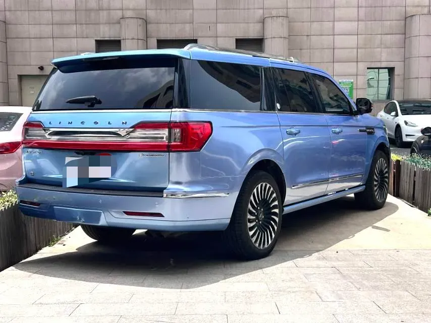 2020 Lincoln Navigator 3.5T 388HP V6 10AT,autocango,china used car exporter,china ev exporter,chinese used car exporter,chinese used ev exporter
