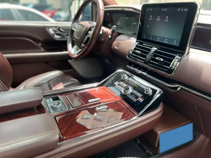 2020 Lincoln Navigator 3.5T 388HP V6 10AT,autocango,china used car exporter,china ev exporter,chinese used car exporter,chinese used ev exporter