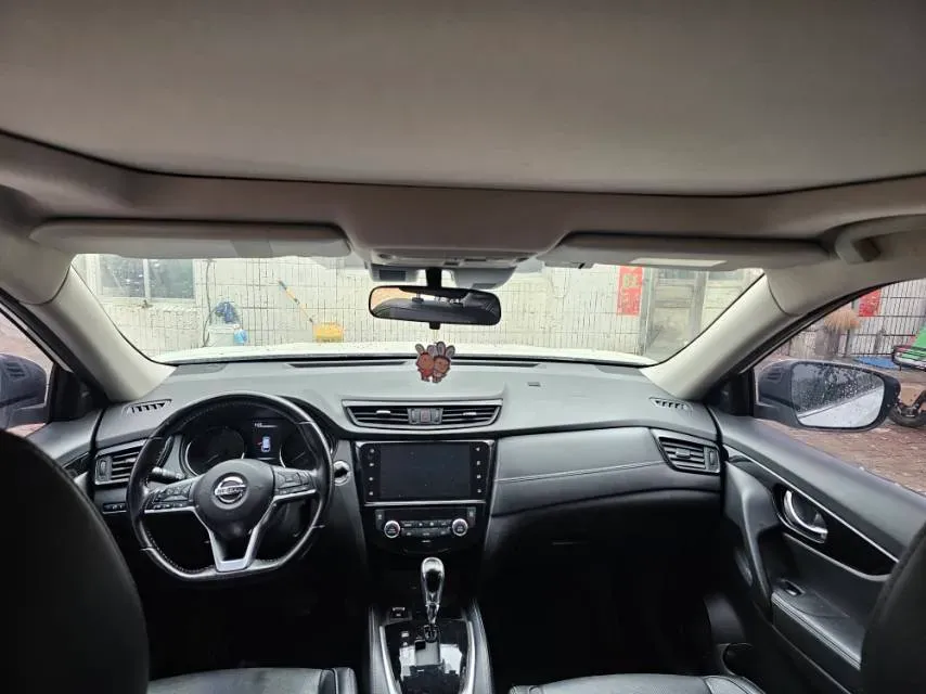 2020 Nissan X-Trail 2.0L 154HP L4 CVT,autocango,china used car exporter,china ev exporter,chinese used car exporter,chinese used ev exporter