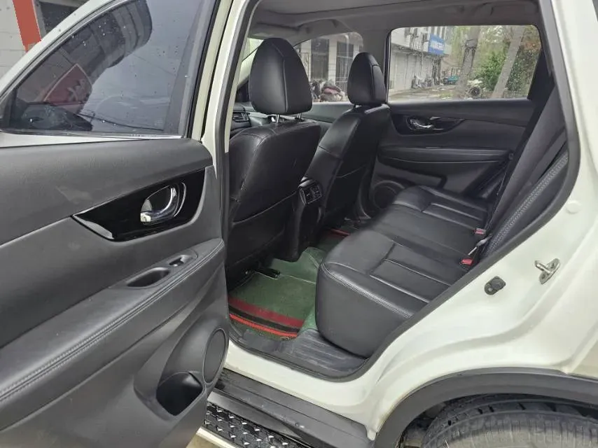 2020 Nissan X-Trail 2.0L 154HP L4 CVT,autocango,china used car exporter,china ev exporter,chinese used car exporter,chinese used ev exporter