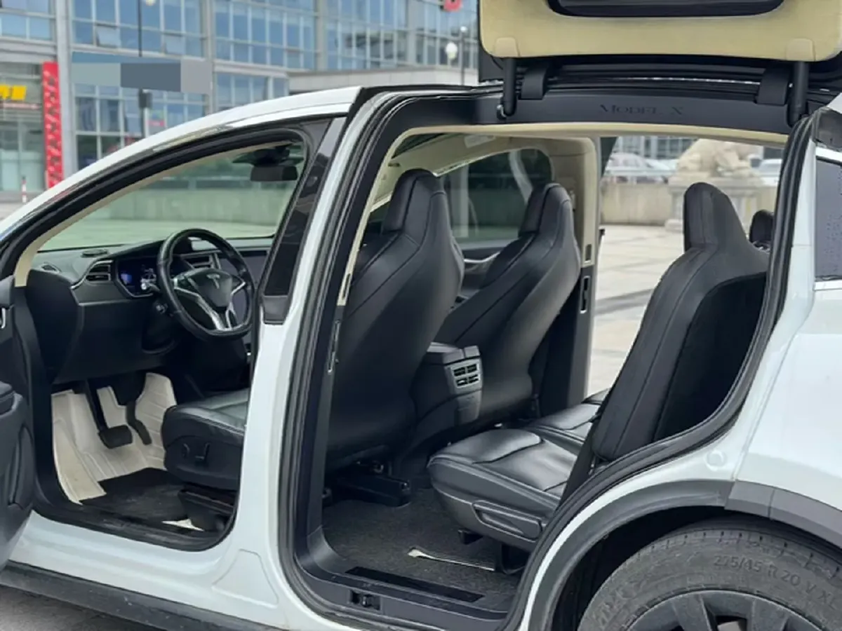 2017 Tesla Model X BEV 100KWH,autocango,china used car exporter,china ev exporter,chinese used car exporter,chinese used ev exporter